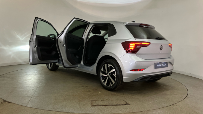 Volkswagen Polo 1.0 TSI Match 5dr Petrol Hatchback - Image 44